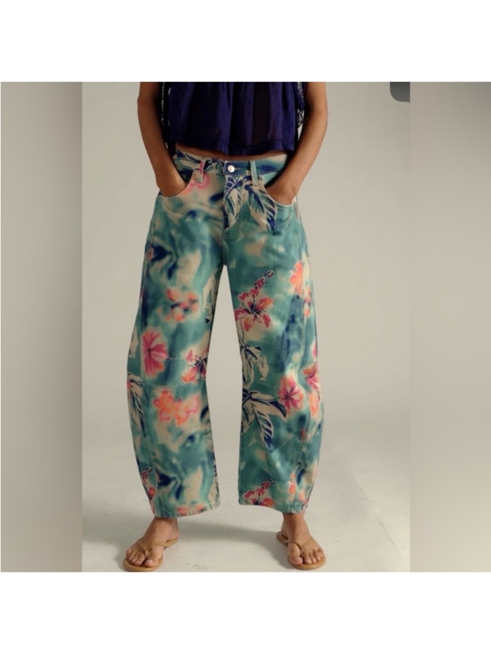NWT We The Free Free People Tropical Floral Printed Good Luck Barrel Jeans- 28